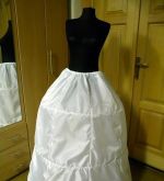 3-kruhová spodnička, pošta v cene